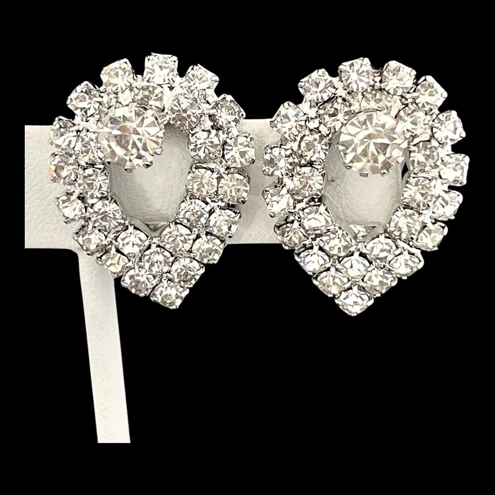 Vintage 1960s Rhinestone Clip Earrings Teardrop Cluster Silver Tone - 9U